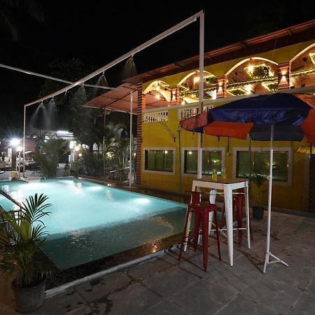 Palm Springs Beach Resort - Gorai Βομβάη Εξωτερικό φωτογραφία