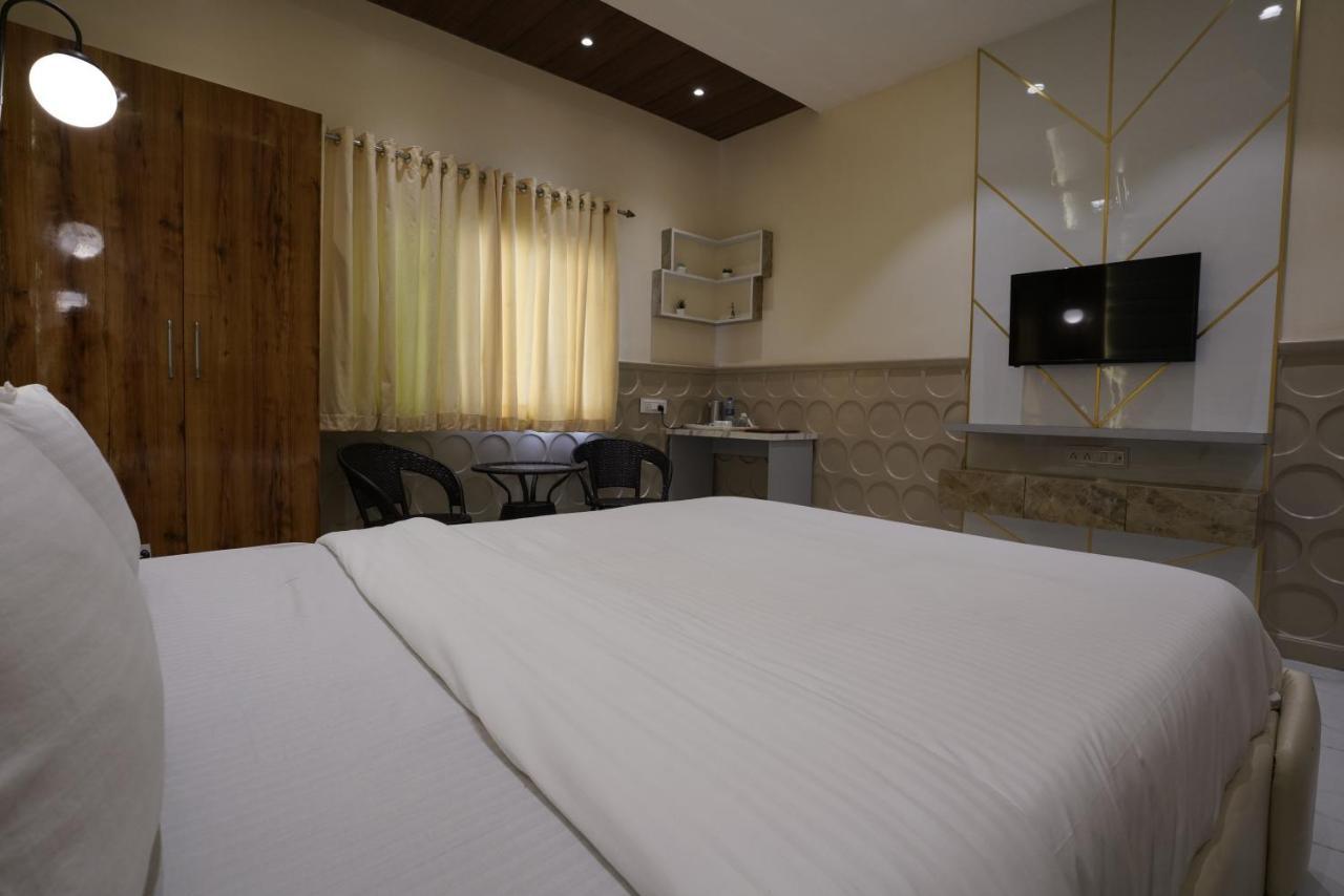 Palm Springs Beach Resort - Gorai Βομβάη Εξωτερικό φωτογραφία